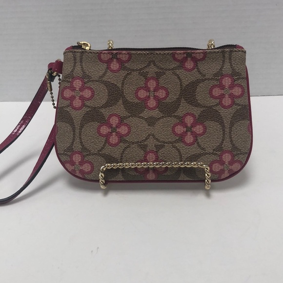 Coach signature wristlet - Picture 1 of 4